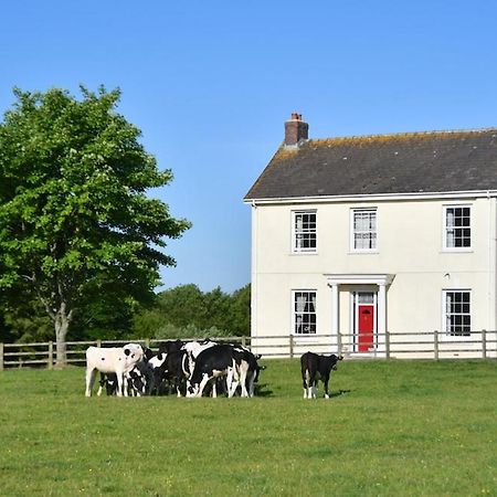 Glascoed Farmhouse Carmarthen Eksteriør billede